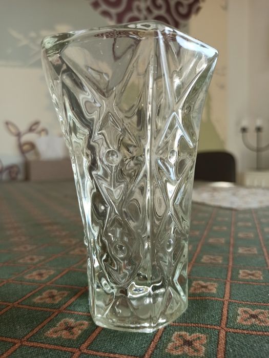 Wazonik szklany satroć