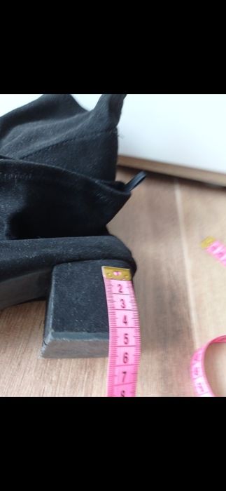 Botki czarne z elastyczną cholewką 41/42