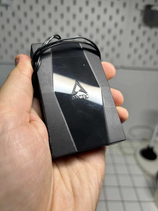 Arctic PWM Case Fan Hub sterownik wentylatorów x10