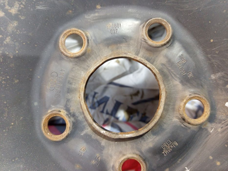 Продам діски з резиною.