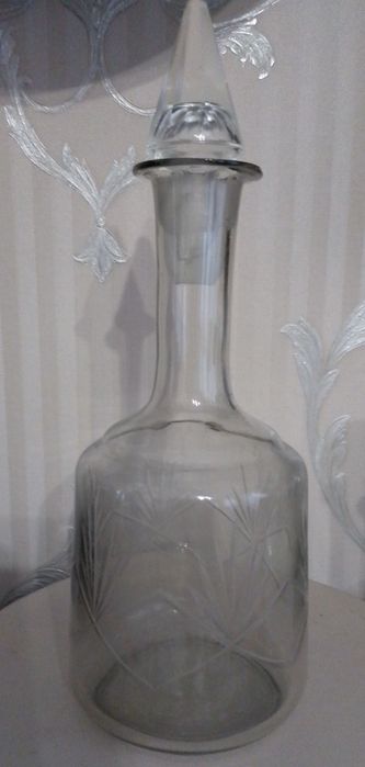 Продам графины стекло СССР.