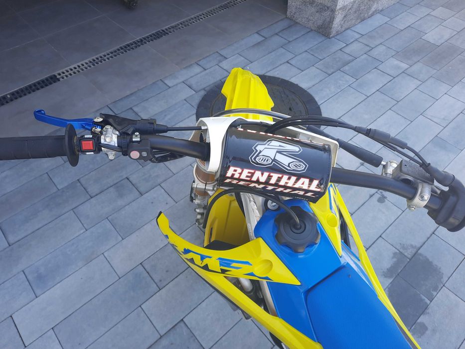 Motor Suzuki RMZ-250