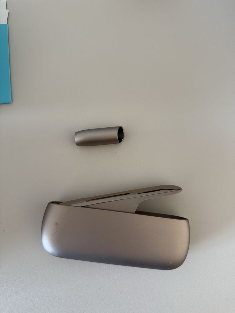 Mobilny charger Iqos Duo plus akcesoria