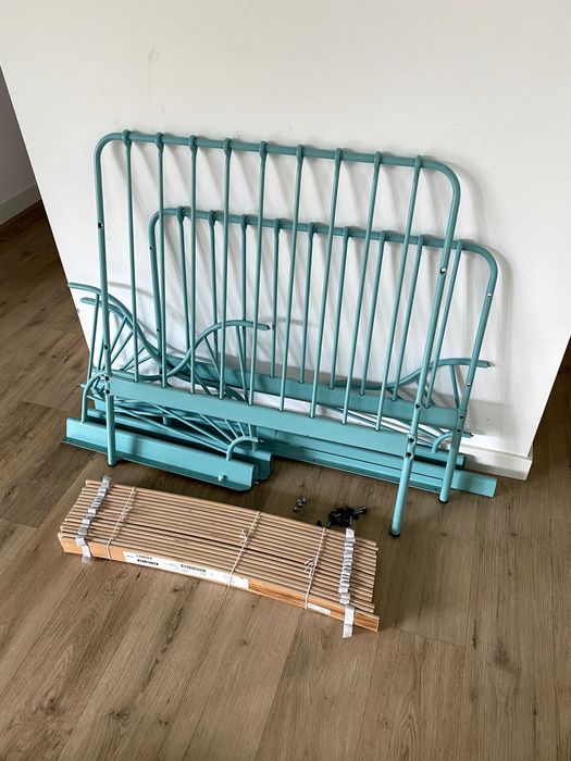 Łóżko o regulowanej długości ze stelażem i materacem  - Ikea Minnen