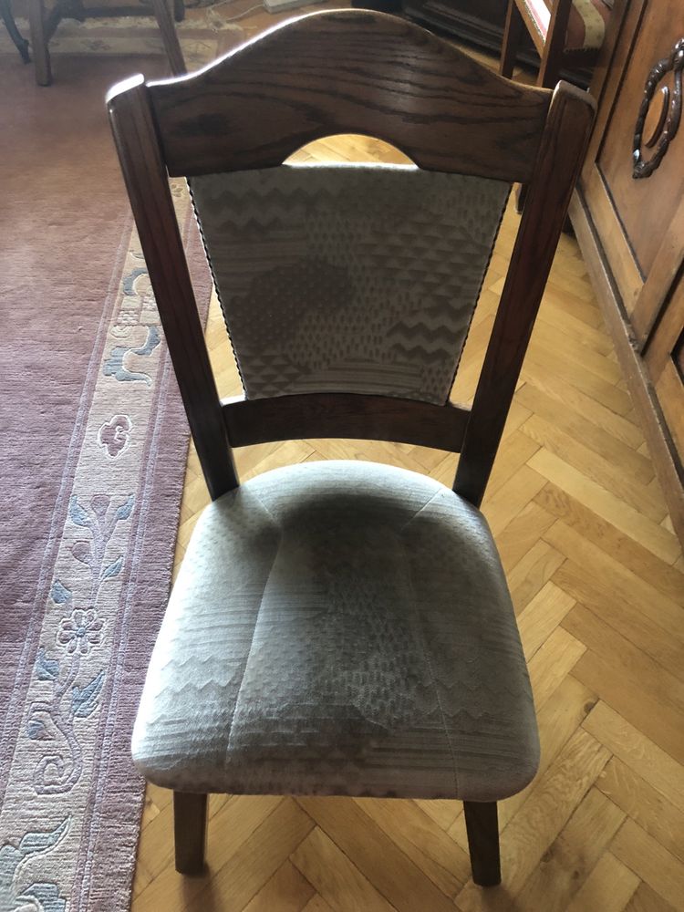 Krzesła drewniane tapicerowane - holenderskie
