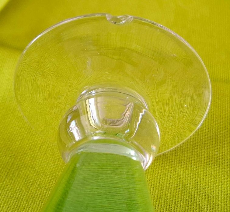 Conjunto de Licoreira e Cálices Muito Antigo