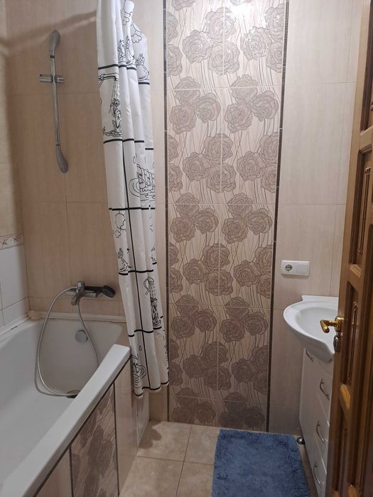 Сдается в долгосрочную аренду 3- комн. квартира