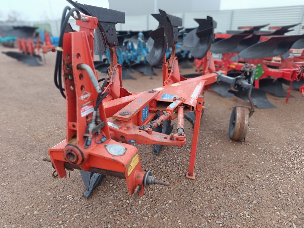 Pług obrotowy Kuhn Master100/120