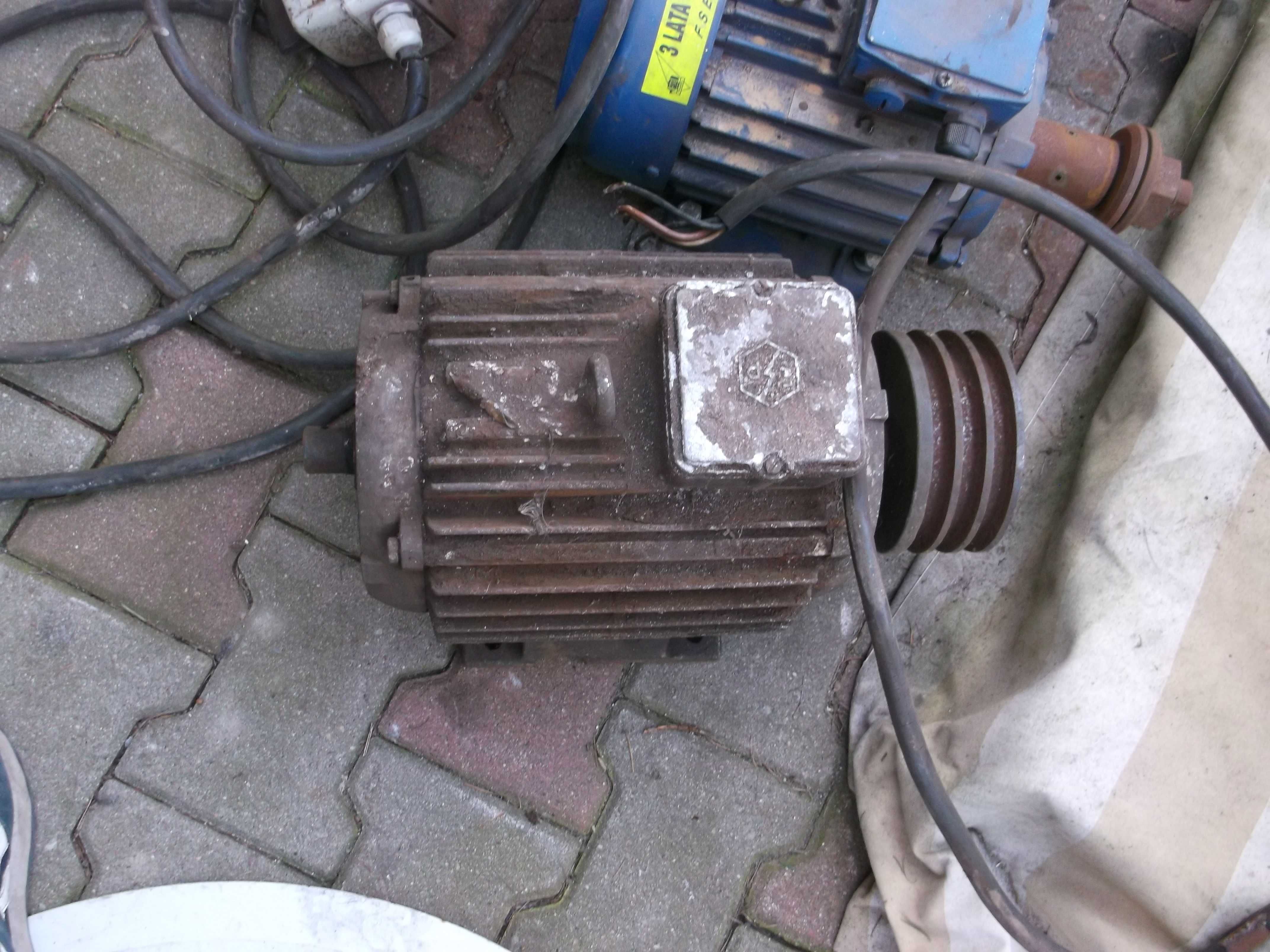 pompy elektryczne do wody czystej i brudnej z epoki prlu