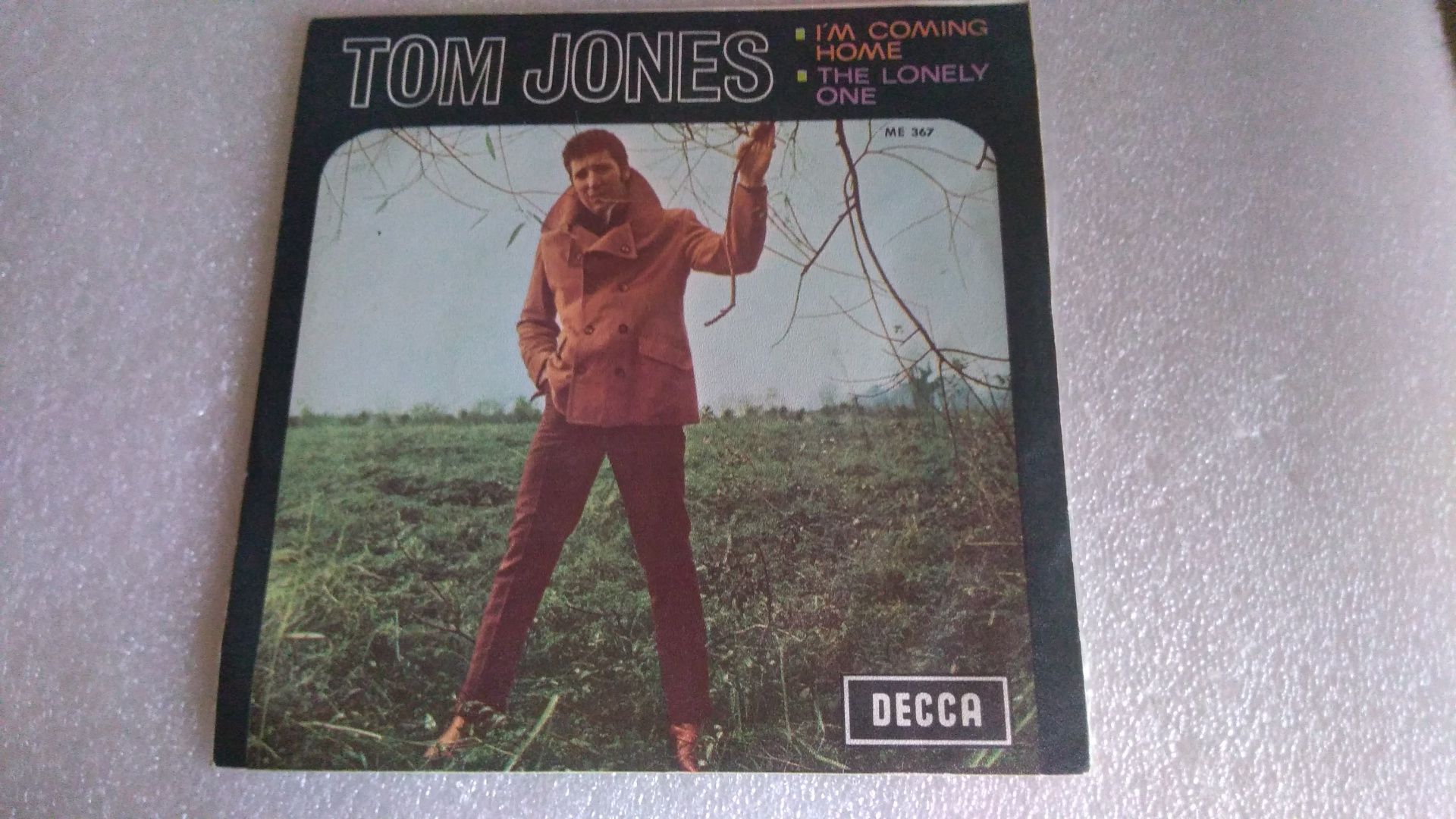 Antigo vinil single de Tom Jones 1967