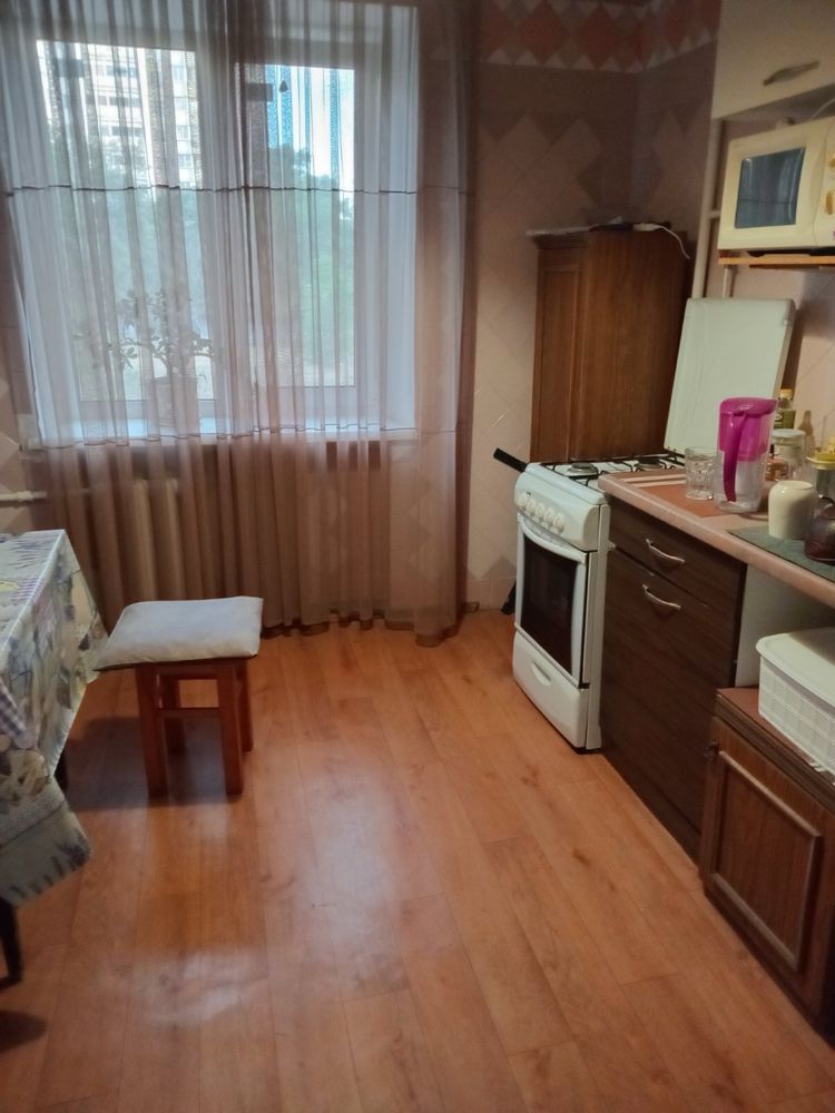 Продам 2х.кв. 2 эт.14этдома, ул.Чекаленко (Вильямса)