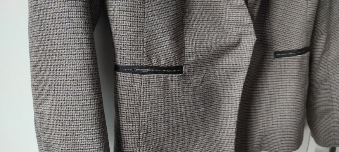 Bardzo ładna i elegancka marynarka z H&M