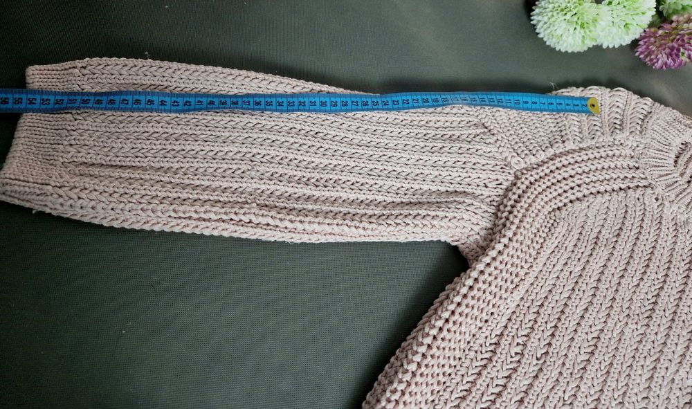 Ciepły sweter splot warkoczowy pudrowy róż bawełna L 40 Massimo Dutti