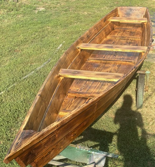 Продам човен