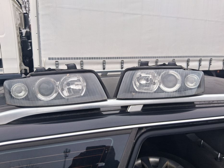 Lampy Audi A4 B6 Xenon