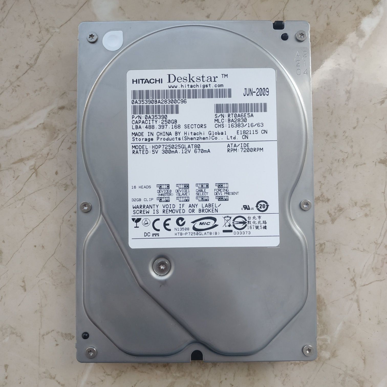 Жорсткий диск вінчестер 3,5" Hitachi 250 GB IDE робочий