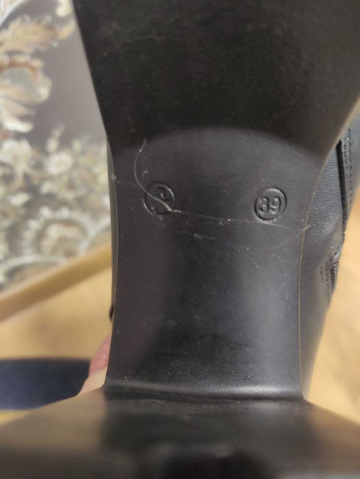 Жіноче взуття зимове б в