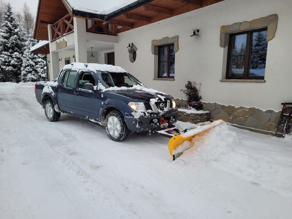 Pług śnieżny do samochodu 4x4 odśnieżanie samochodem  producent