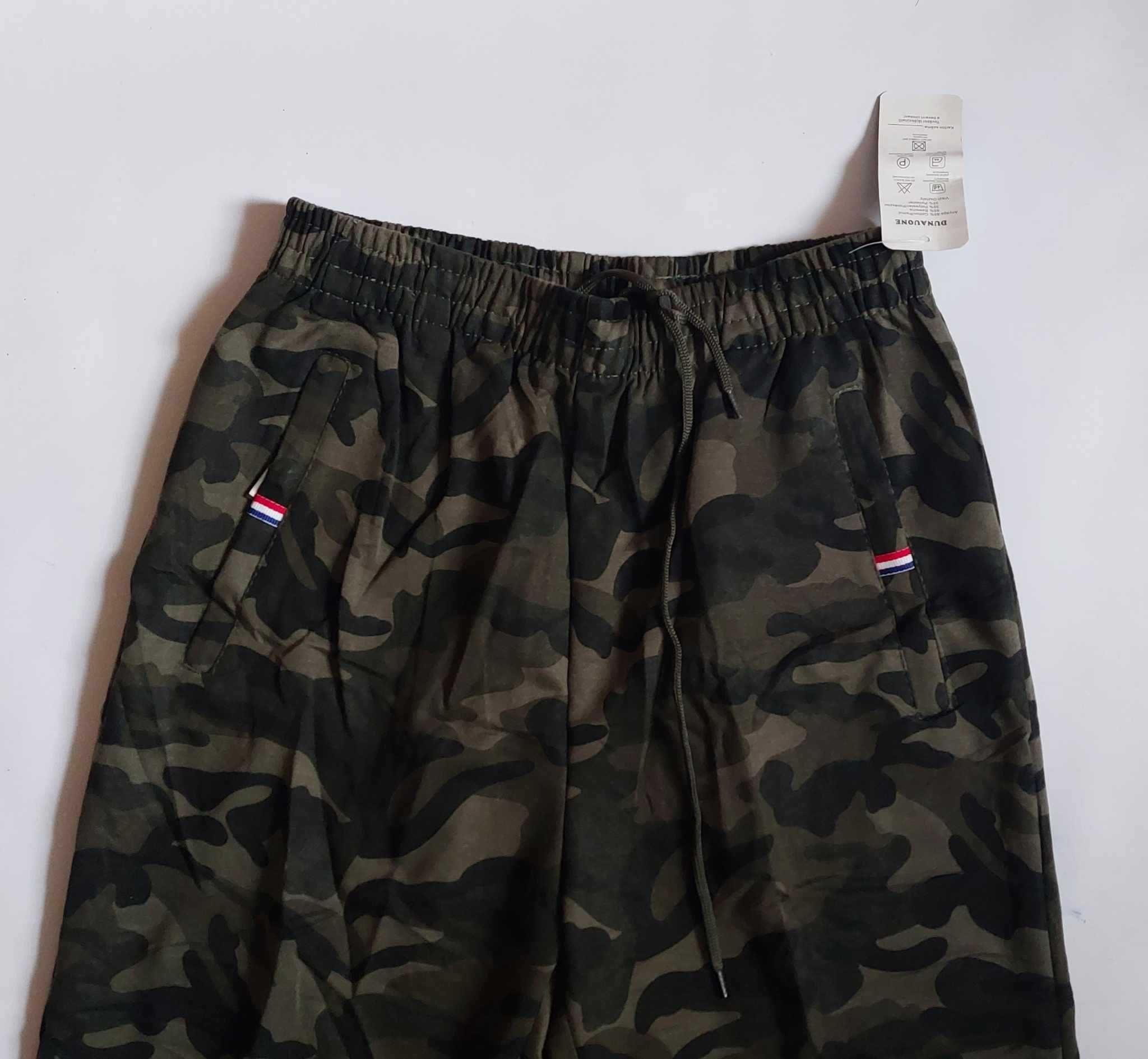 Spodnie męskie dresowe wzór moro Dunauone Y-41719 r. 2XL pas80cm-108cm