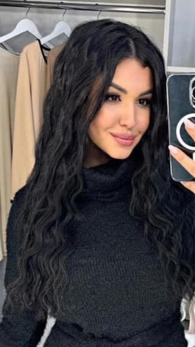 Плаття під пояс.