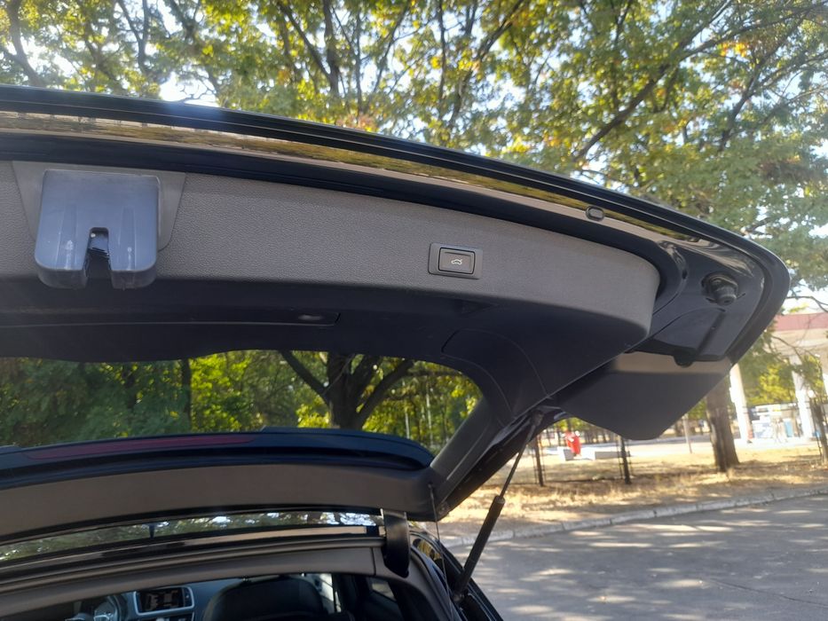 Продаю Audi SQ5 2015 г