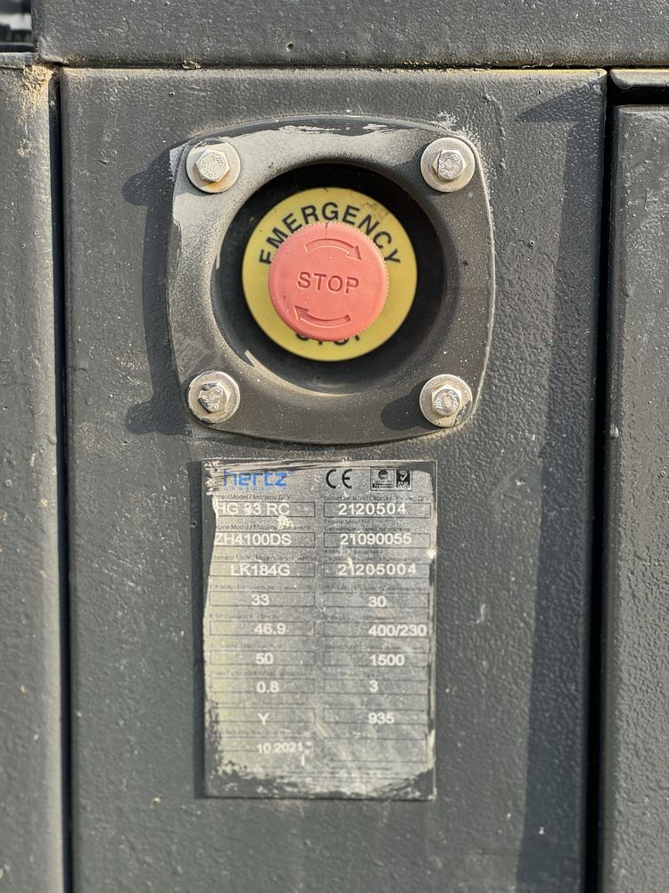 Генератор Hertz HG 33RC