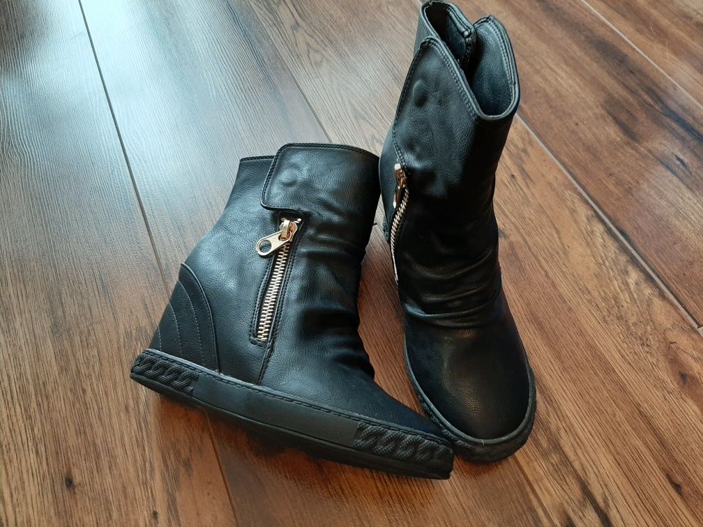 Nowe buty na platformie 38 czarne
