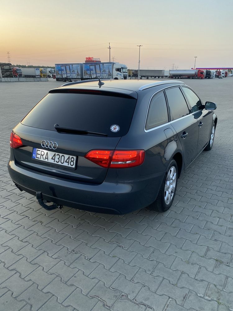 Audi a4b8 avant 2010r 2.0tdi