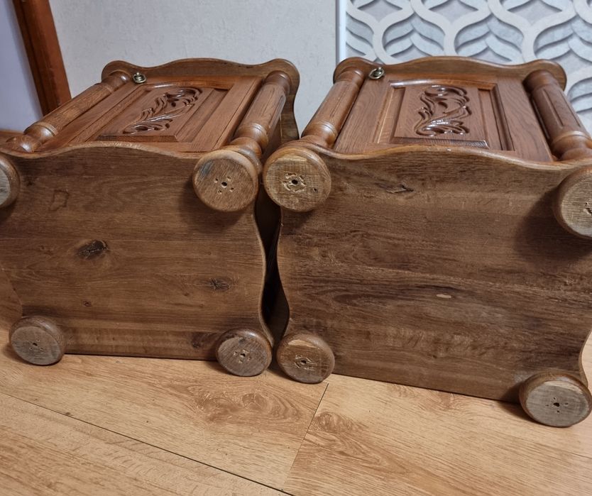 Тумбочки дерево 2шт.