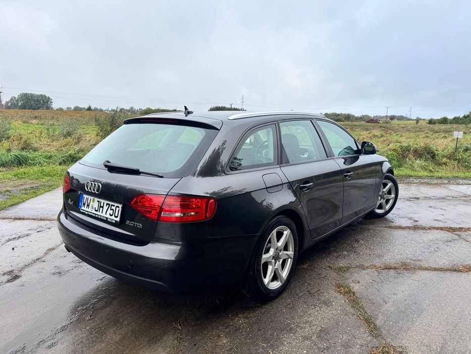 Audi A4b8 2.0TDI Manual 170 Koni Skóry Bi-xenon Sprowadzona