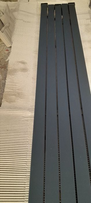 Słupki ogrodzeniowe h-200cm grafit zieleń ocynk