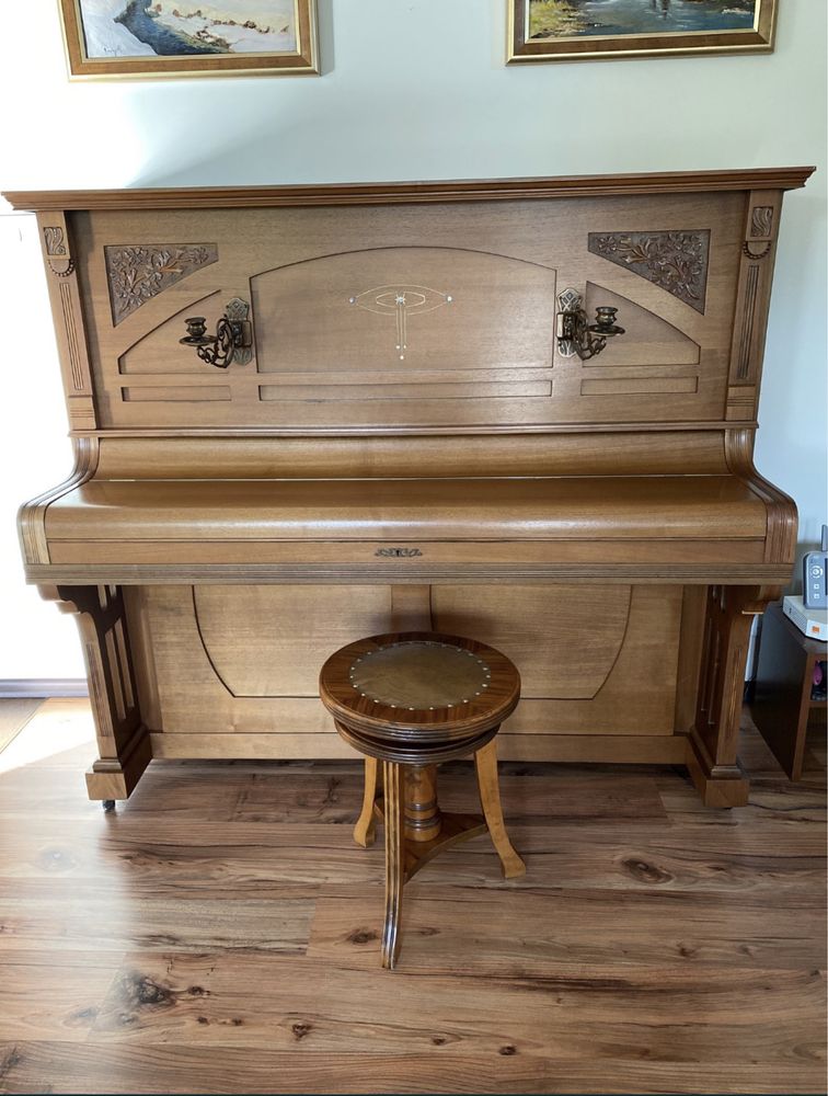 Pianino Fr. Schultze