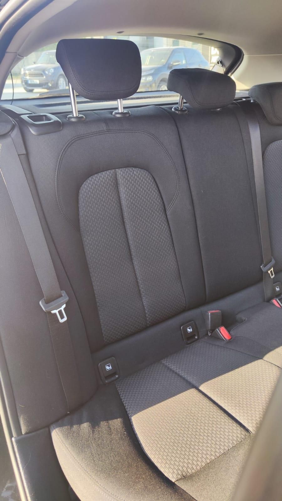 BMW 116  de 2022 com 75,000 kms