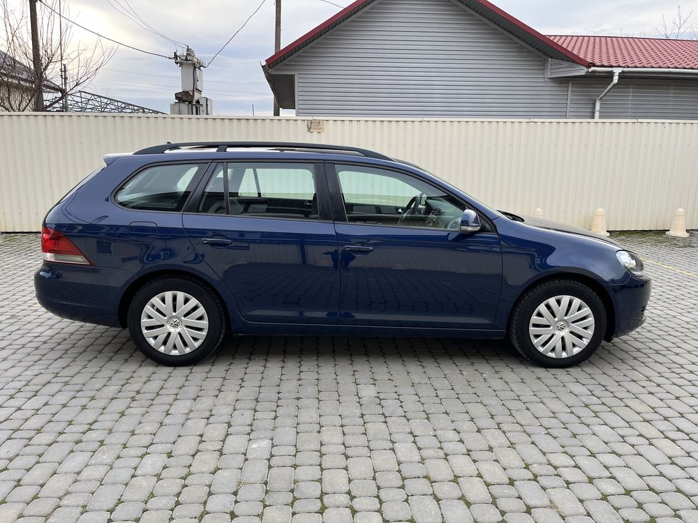 Volkswagen Golf 2013 рік 1.6 дизель-АКПП