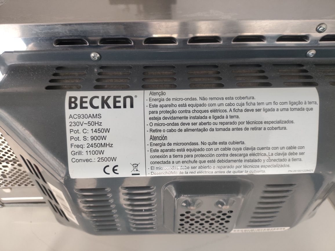 Forno Microondas Becken AC930AMS