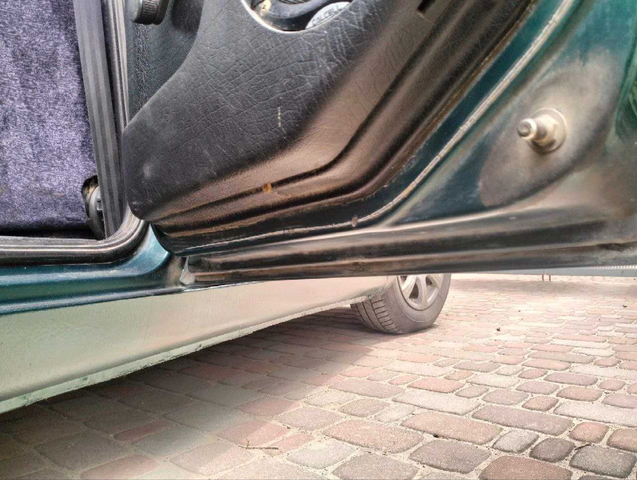 Продам Volkswagen 1996 г. 1.8 бензин