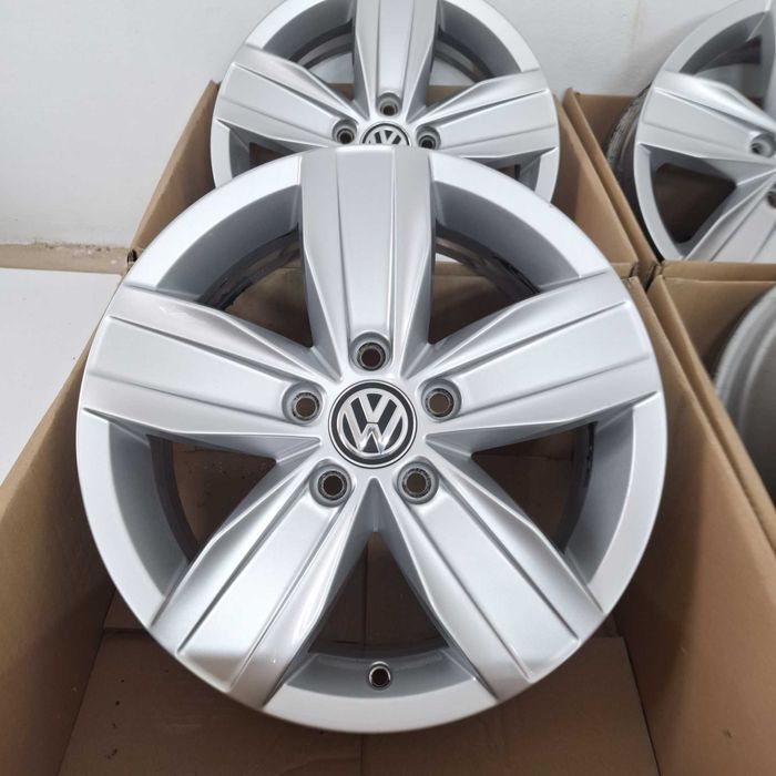 Oryginalne felgi aluminiowe 16'' VW 5x112 6J ET50  FA0243
