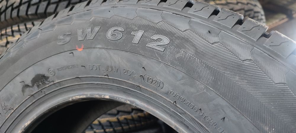 Зимові шини 225/65 R16C 112/110R Goodride SW612 2025року