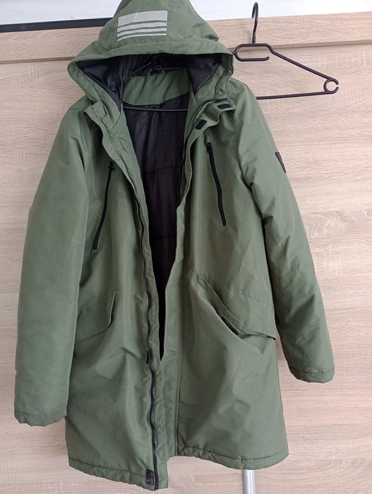 Dłuższa kurtka dla chłopca rozm 170