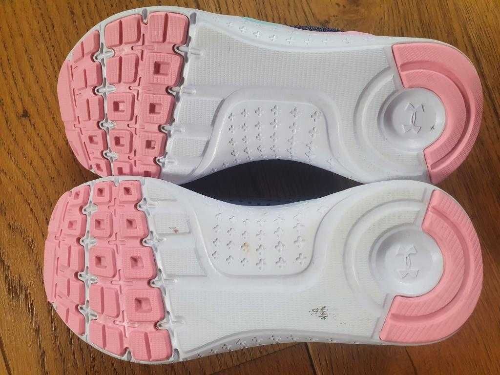 Buty sportowe Under Armour 29 dł. wkładki 19,5 cm