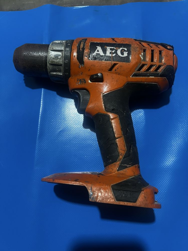 Зарядний пристрій  RIDGID дріль AEG BS18G2