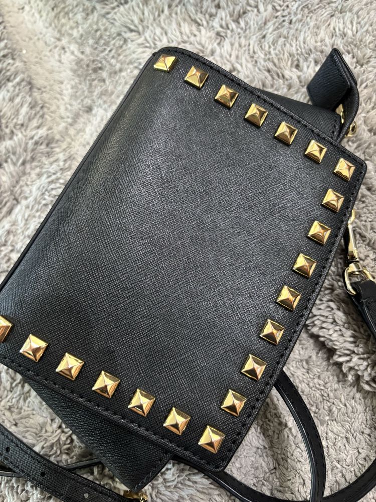Torebka skórzana michael kors z ćwiekami