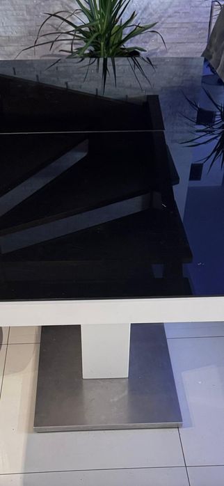 Stół szklany glamour