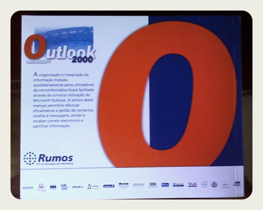 Outlook 2000 - Manual de Microsoft » 1ª edição