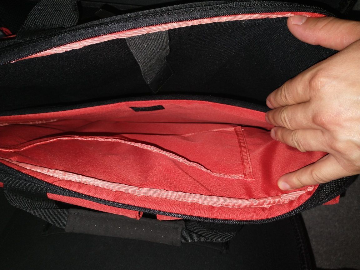 Torba na laptopa Logitech Kinetic 15,4"-15,7"