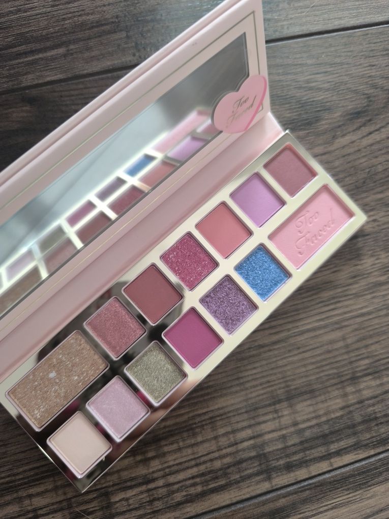Too Faced Pinker Times Ahead paleta cieni
