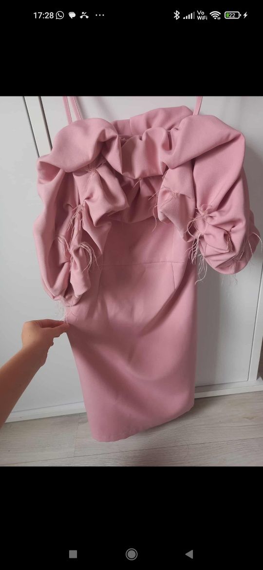 Elegancka sukienka