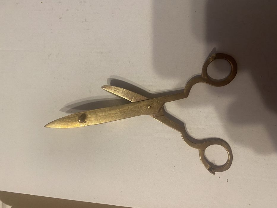Starodawne nożyczki do przecinania knotów