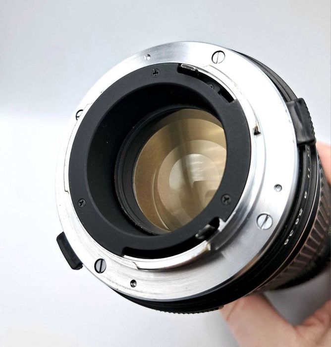 Vivitar Close Focusing Auto Zoom 85-205/3.8 for Olympus OM