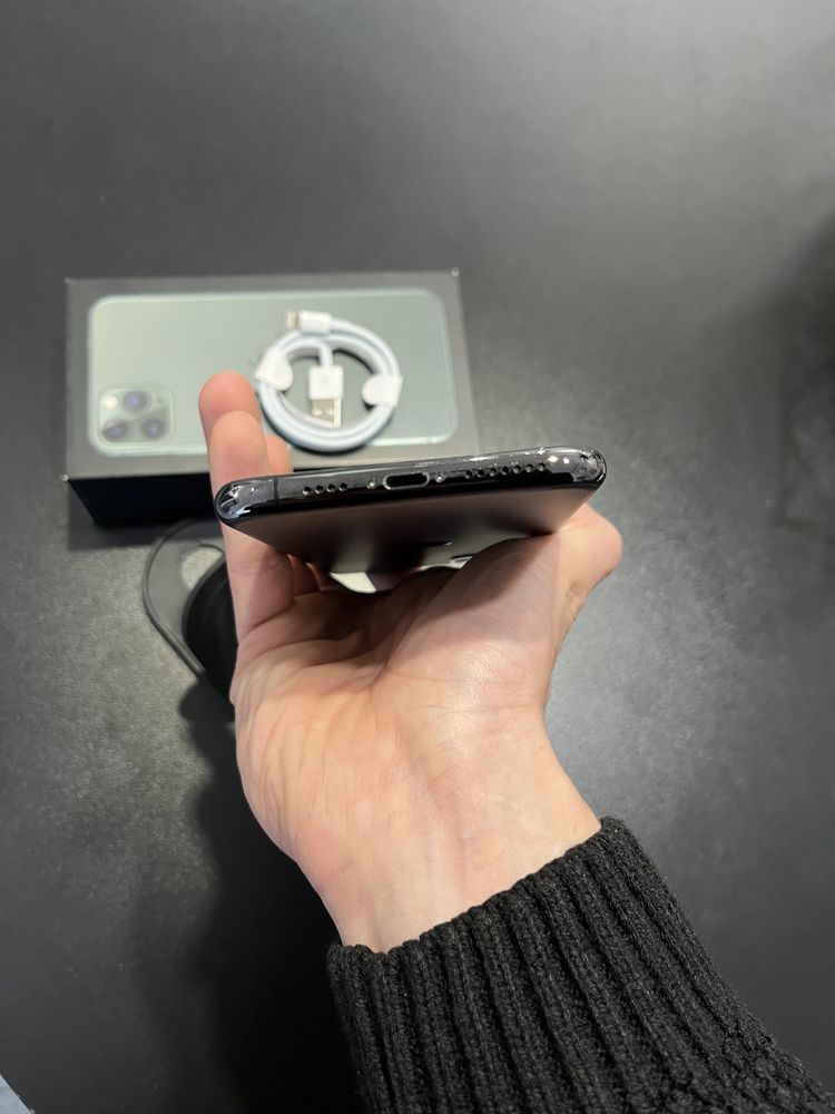 Iphone 11 Pro Max - 256 Gb , NeverLock , АКБ 88%